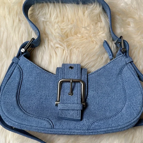 Osoi
decorative-buckle shoulder bag - Picture 5 of 10